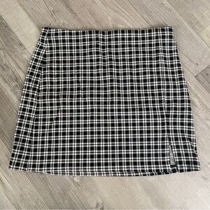 H&M Black and White Plaid Skirt